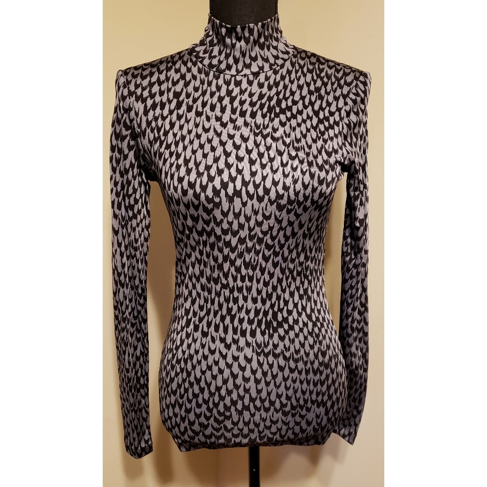 🥰 5/$25 Moda Int'l | Backless Mock Neck Top
